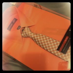 J Ferrar Slim dress shirt and tie size Small